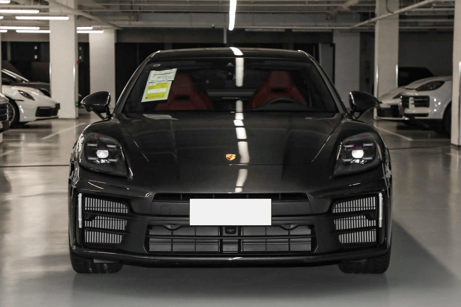 Porsche-Panamera 2