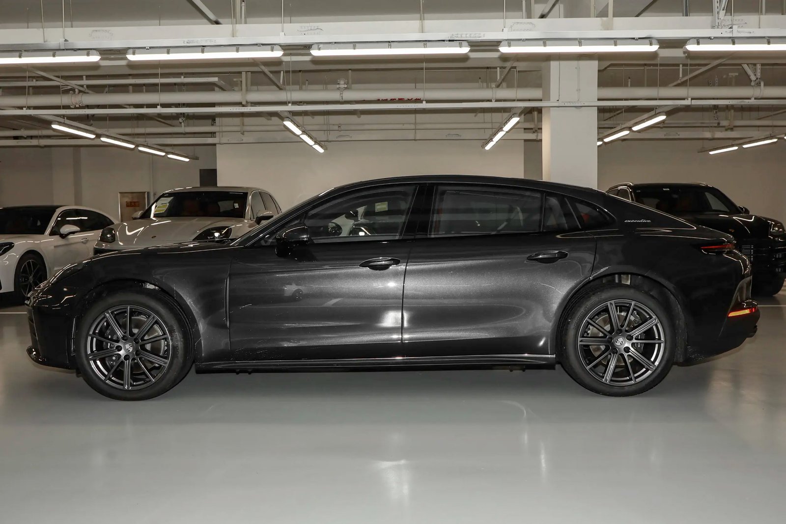 Porsche-Panamera 3