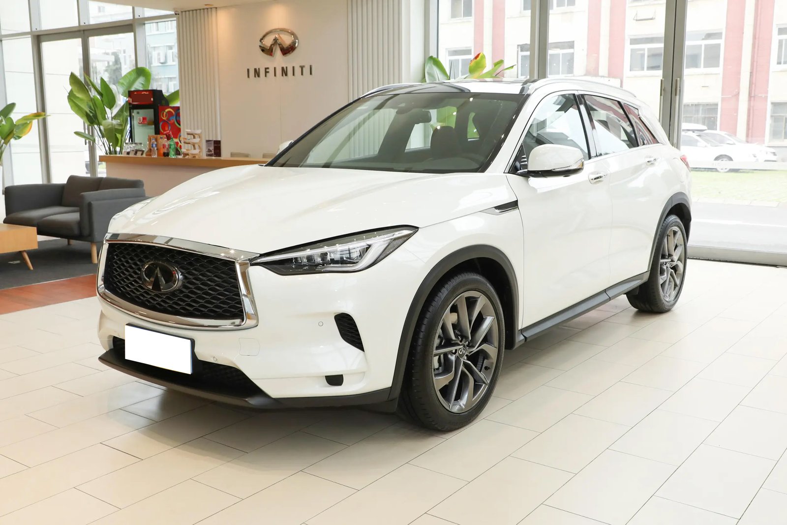 Infiniti QX50 1