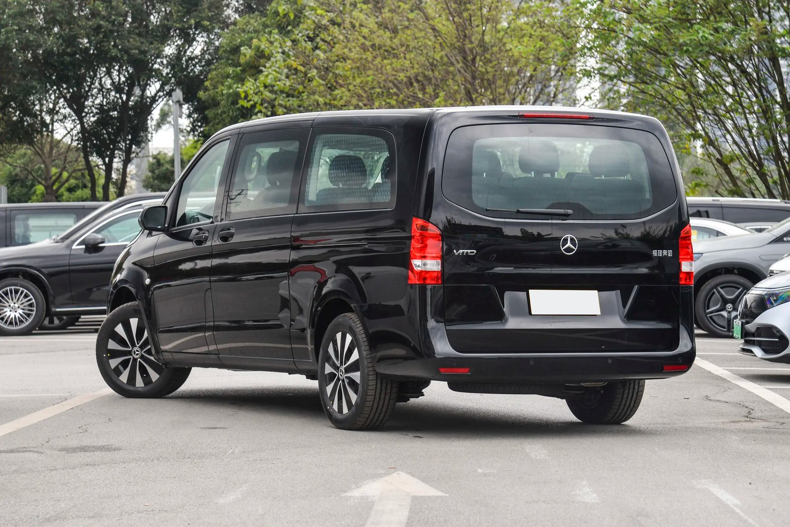 Mercedes Vito 4