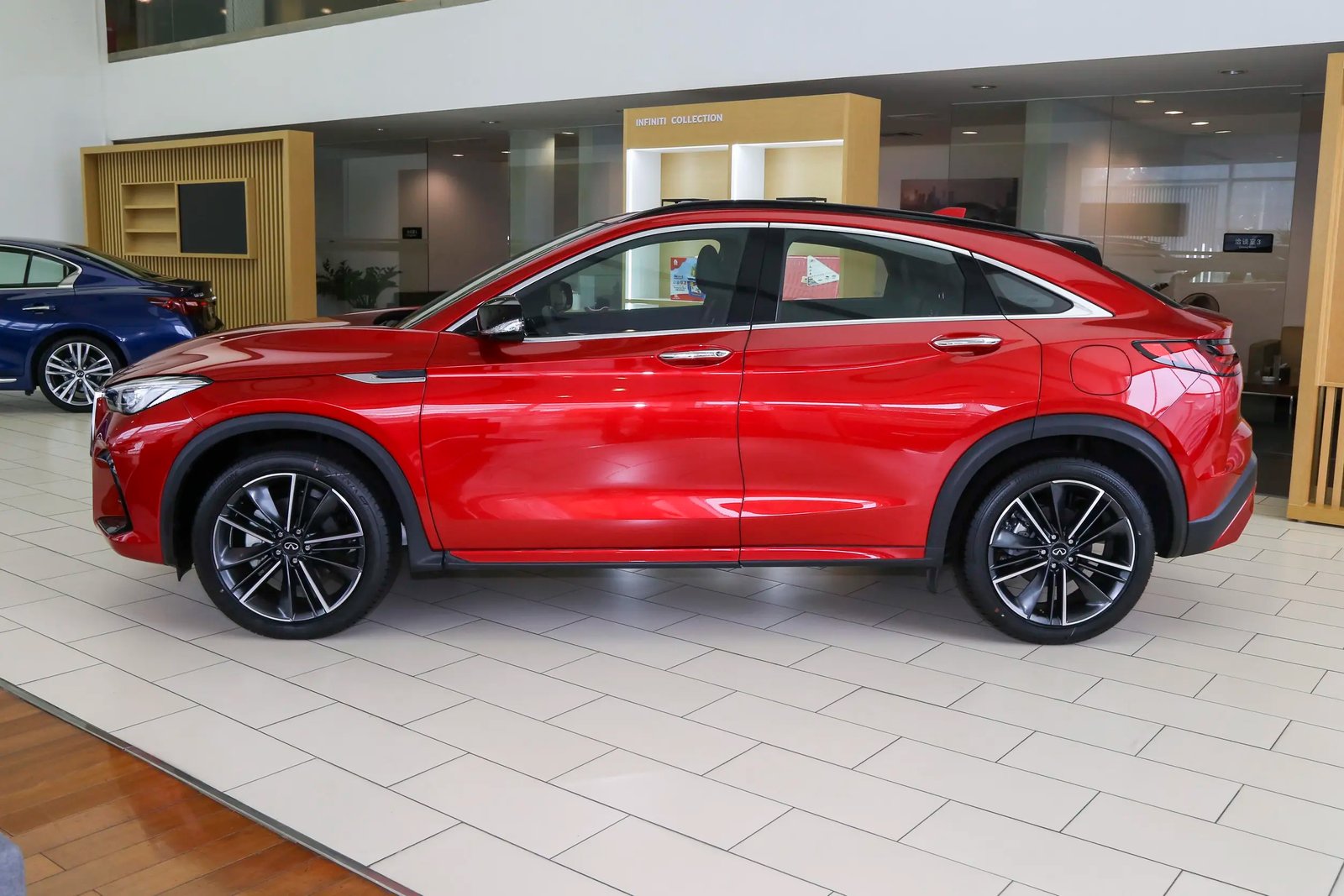 Infiniti QX55 3
