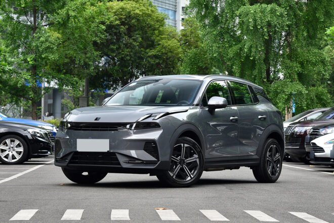 LYNK & CO 06 EM-P 1