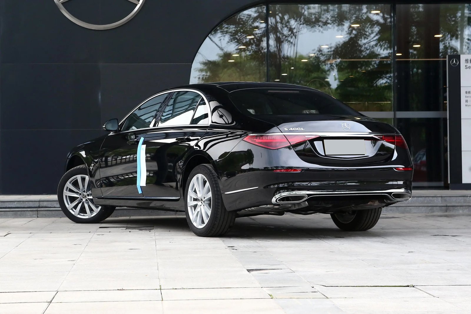 Mercedes-benz S-Class 4