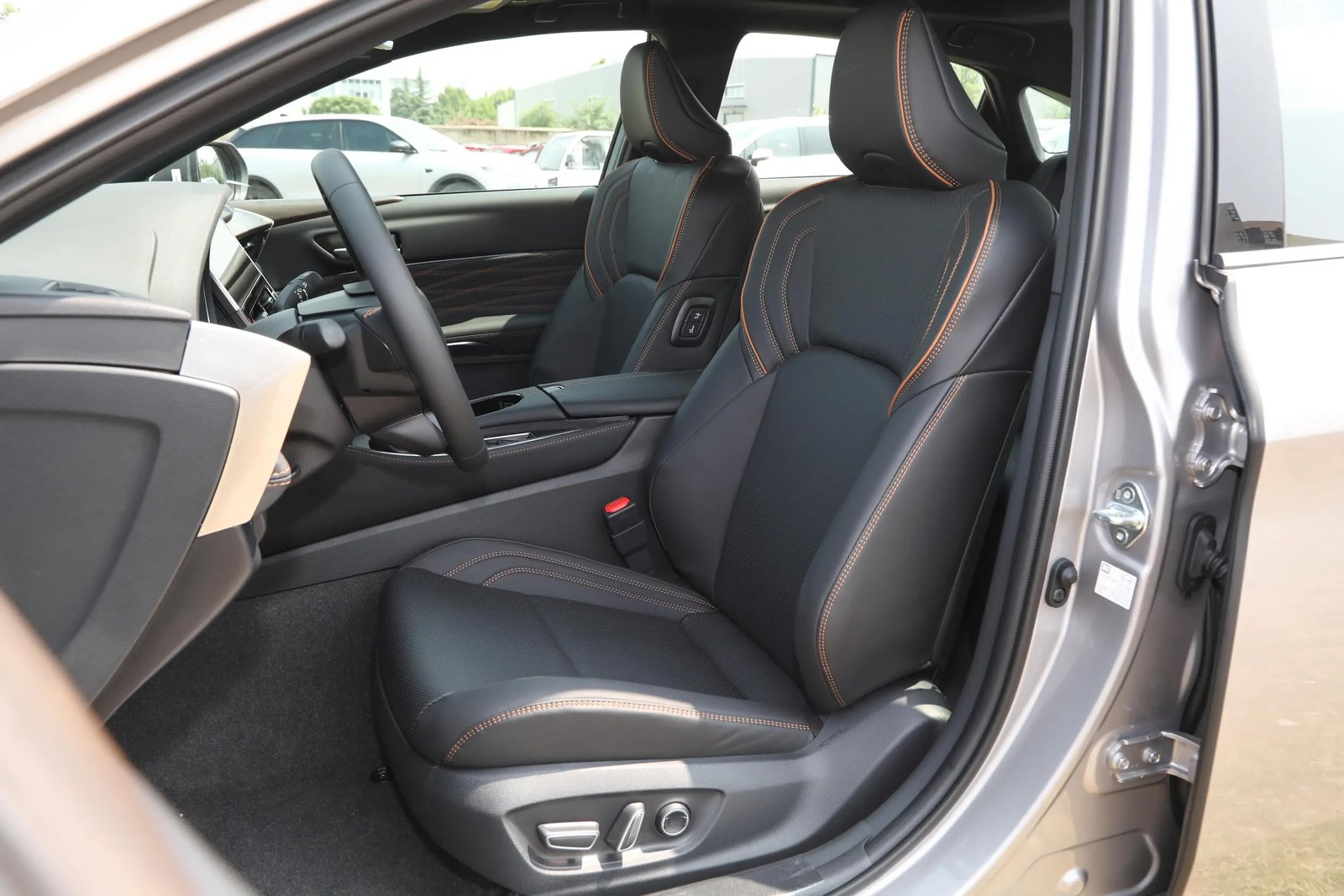 Toyota Avalon 6