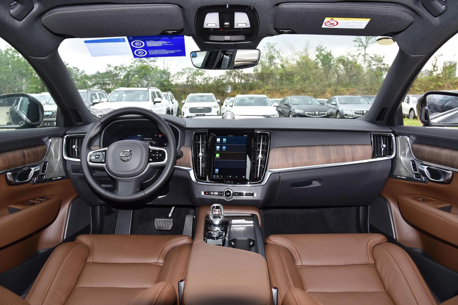 Volvo S90 5