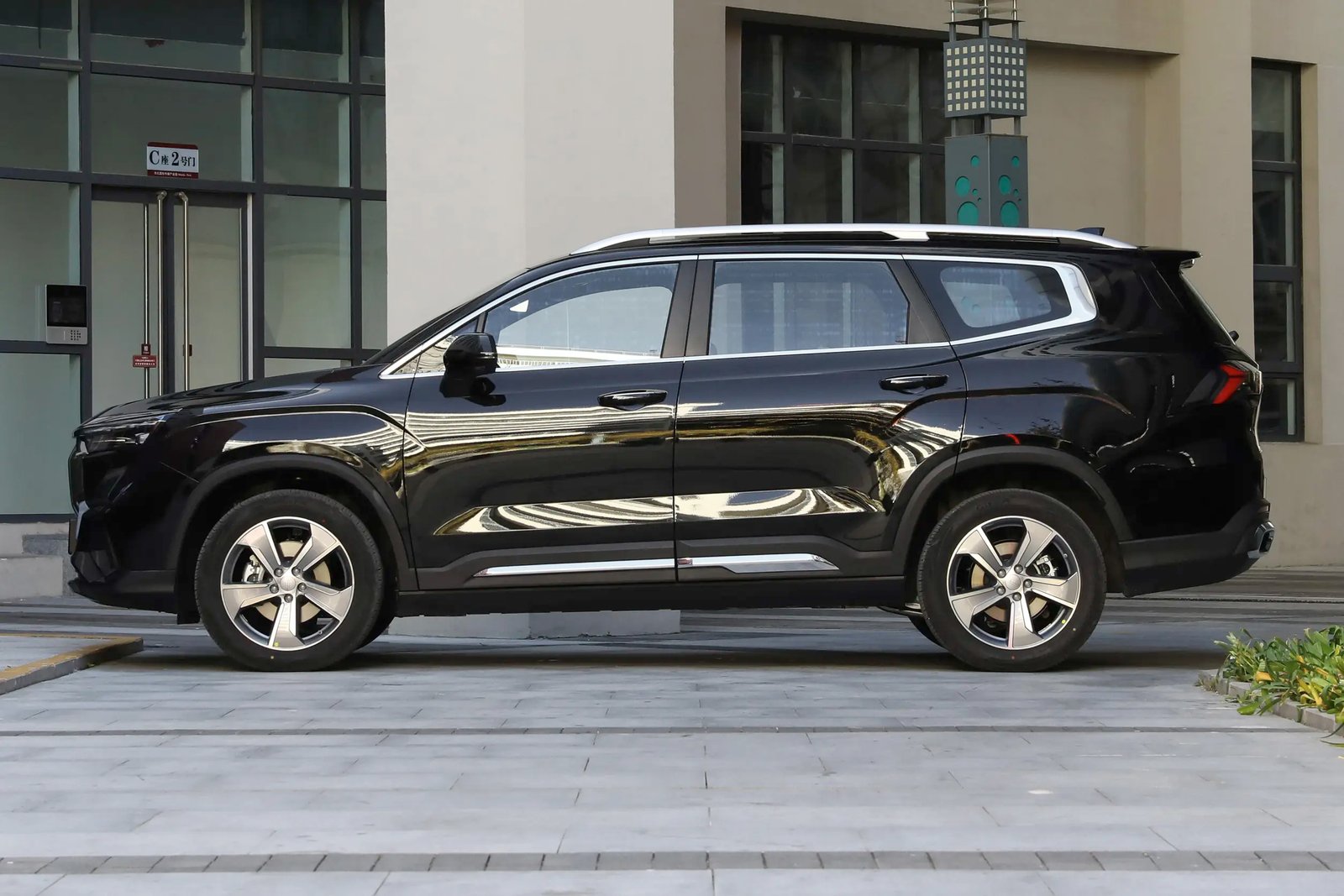Geely Haoyue L 3