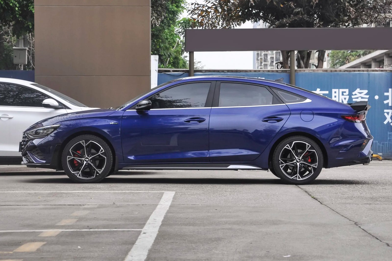 Hyundai LA FESTA 3