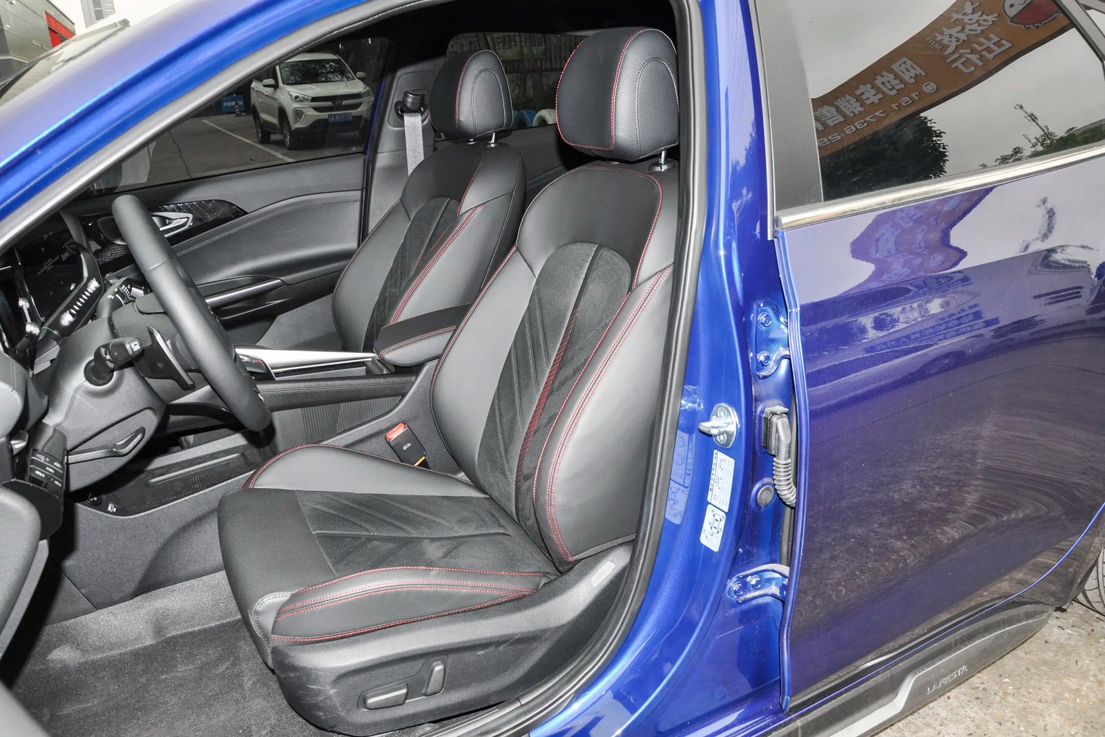 Hyundai LA FESTA 6
