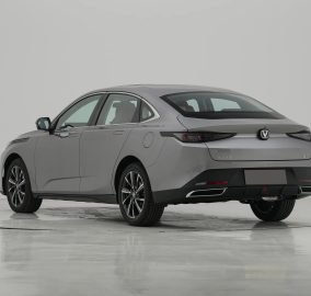 Changan EADO 4