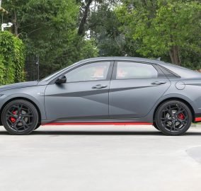 Hyundai Elantra 3