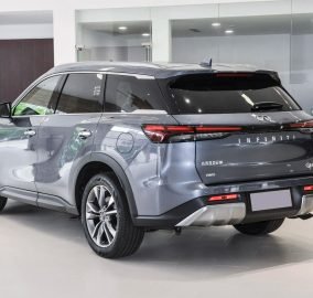 Infiniti QX60 4