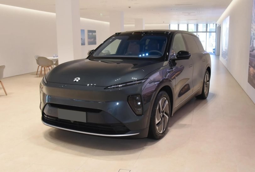 NIO ES8 1