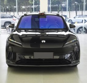 NIO ET5T 2