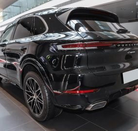 Porsche Cayenne 4