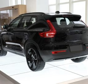 Volvo XC40 4