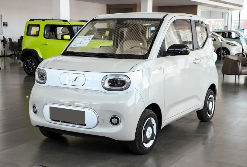 Wuling MINIEV 1