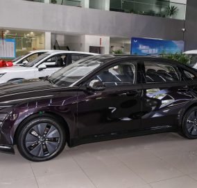 Wuling Xingguang PHEV 3
