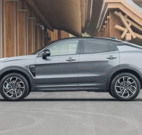 ‌Lynk & Co 05 EM-P 3